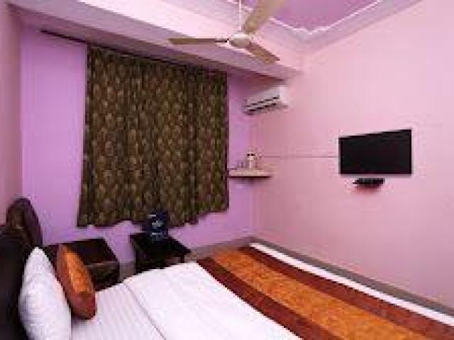 Parmarth Niketan Room Booking Contact Number