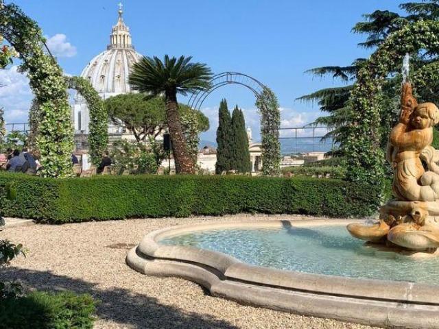 Choose the exclusive Vatican guided tours offering the best sightseeing with VIP access