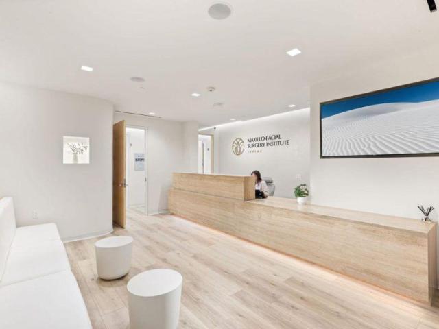 Sinus lift surgery Orange County