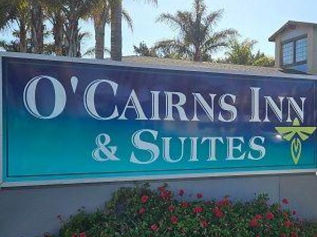 O'Cairns Inn & Suites