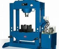 Hydraulic Car Lifts for Easy Parking & Servicing