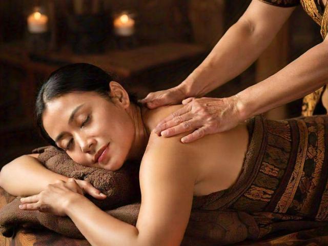 Gentle Healing Massage Spa In Vadodara 8655700242