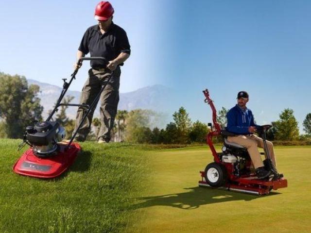 Professional Golf Course Mower