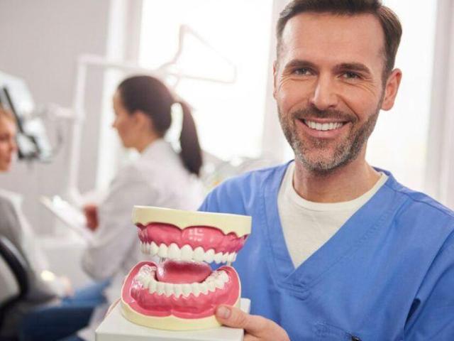 Best oral maxillofacial surgeons