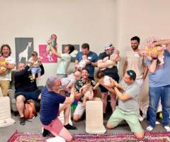 Bond with Baby in Daddy & Me Class