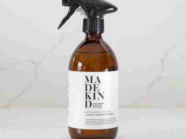 Bathroom Cleaner Plant Based and Eco Friendly