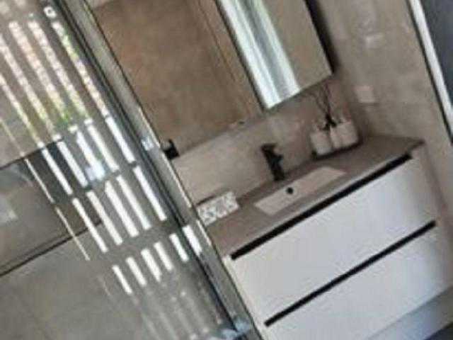 Buy the unique space-saver of exquisite washroom Shower heads in Adelaide at BRW