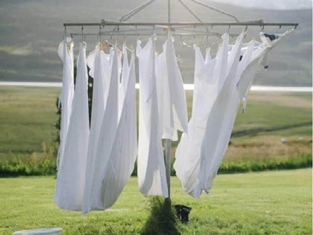 Avail best-in-class curtain dry cleaning in Adelaide