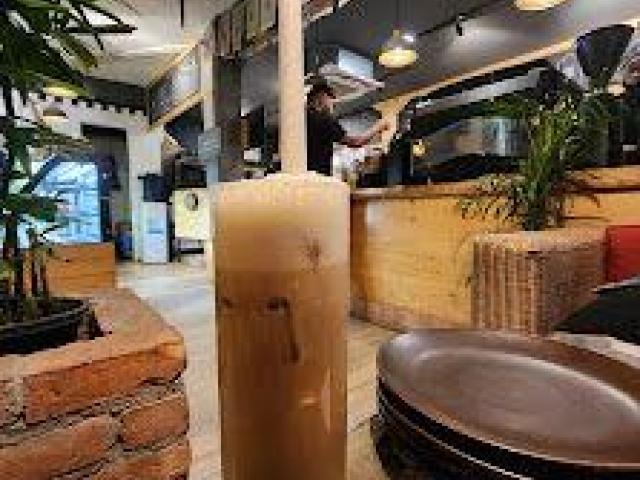 AMA Cafe – Best Cafes to Visit in Delhi for Cozy Vibes
