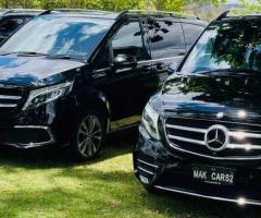 Get professionally licensed and fully trained chauffeurs for airport transfers in Perth.