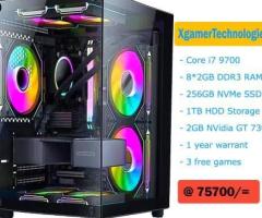 Core i7 9700 custom built desktop computer